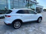 Used 2017 Lincoln MKC Reserve image 2