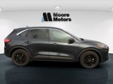 Used 2022 Ford Escape SE w/ Convenience Package image 2