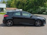 Used 2017 Ford Focus ST image 3