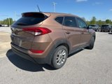 Used 2016 Hyundai Tucson SE image 2