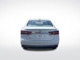 Used 2017 Toyota Avalon XLE image 4
