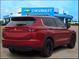Used 2023 Mitsubishi Outlander SE image 5
