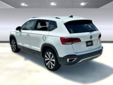 Used 2022 Volkswagen Taos SE image 3