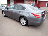 Used 2014 Nissan Altima 2.5 SV w/ Convenience Package image 4