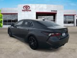 Used 2021 Toyota Camry SE image 4