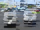 Used 2008 Lincoln Town Car Signature Limited image 2