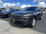 Used 2017 Jeep Cherokee Latitude image 2