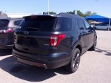 Used 2017 Ford Explorer XLT w/ Equipment Group 202A image 6