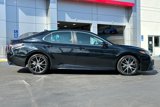 Used 2021 Toyota Camry SE image 3