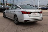 Used 2023 Nissan Altima 2.5 SV image 2