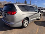 Used 2019 Chrysler Pacifica LX image 5