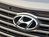 Used 2018 Hyundai Santa Fe SE w/ SE Premium Package 02 image 5