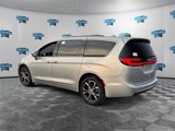 New 2024 Chrysler Pacifica Pinnacle image 3