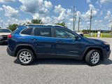 Used 2018 Jeep Cherokee Latitude image 3
