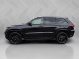 Used 2018 Jeep Grand Cherokee Altitude image 2