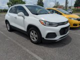 Used 2019 Chevrolet Trax LT w/ LT Convenience Package image 2