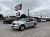 Used 2014 Lincoln Navigator 2WD image 2