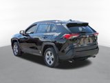 Used 2022 Toyota RAV4 XLE image 4