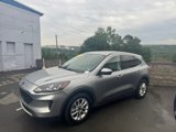 Used 2021 Ford Escape SE w/ Convenience Package image 2