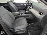 Used 2025 Ford Explorer Active image 3