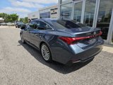 Used 2020 Toyota Avalon Limited image 4