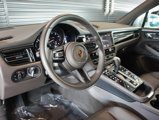 Certified 2025 Porsche Macan image 4