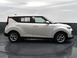 Used 2022 Kia Soul LX w/ Technology Package image 4