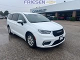 Used 2023 Chrysler Pacifica Touring-L image 2