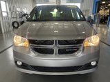 Used 2019 Dodge Grand Caravan SXT image 2
