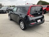 Used 2022 Kia Soul LX image 5