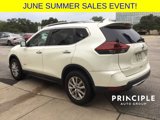 Used 2018 Nissan Rogue SV w/ Premium Package image 4