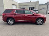 Used 2020 Chevrolet Traverse Premier image 2