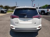 Used 2017 Toyota RAV4 SE image 6