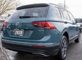 Used 2020 Volkswagen Tiguan SE w/ Panoramic Sunroof Package image 6