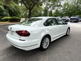 Used 2017 Volkswagen Passat 1.8T SE w/ SE Lighting Package image 5