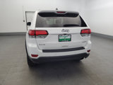 Used 2020 Jeep Grand Cherokee Laredo image 6