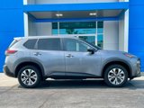 Used 2023 Nissan Rogue SV image 3