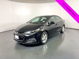 Used 2017 Chevrolet Cruze LT image 2