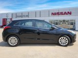 Used 2017 Hyundai Elantra GT image 5