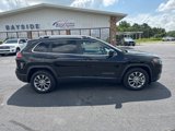 Used 2021 Jeep Cherokee Latitude Lux w/ Comfort/Convenience Group image 4