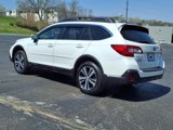 Used 2018 Subaru Outback 2.5i Limited image 3