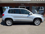 Used 2017 Volkswagen Tiguan Limited w/ Alloy Wheels Package image 2