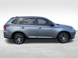 Used 2017 Mitsubishi Outlander ES image 3