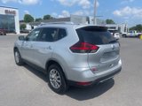 Used 2018 Nissan Rogue SV image 5