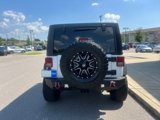Used 2017 Jeep Wrangler Unlimited Rubicon w/ Connectivity Group image 3