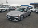 Used 2024 Hyundai Elantra SEL image 4