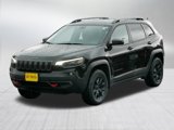 Used 2020 Jeep Cherokee Trailhawk image 3