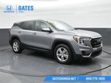 Used 2024 GMC Terrain SLE image 4