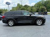 Certified 2023 Ford Explorer XLT image 3