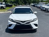 Used 2019 Toyota Camry SE w/ Convenience Package image 2